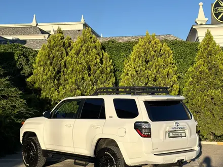 Toyota 4Runner 2024 года за 31 200 000 тг. в Актау – фото 5