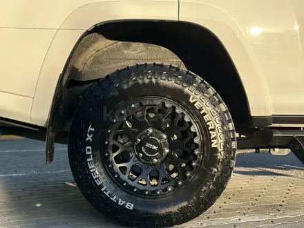 Toyota 4Runner 2024 года за 31 200 000 тг. в Актау – фото 8