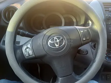 Toyota RAV4 2010 года за 7 300 000 тг. в Астана – фото 2