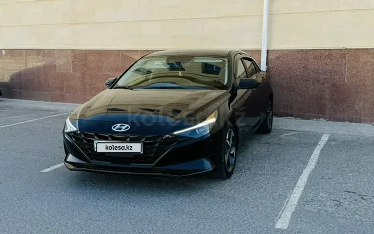 Hyundai Elantra 2022 года за 10 800 000 тг. в Актау