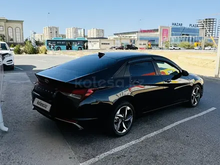 Hyundai Elantra 2022 года за 10 800 000 тг. в Актау – фото 3