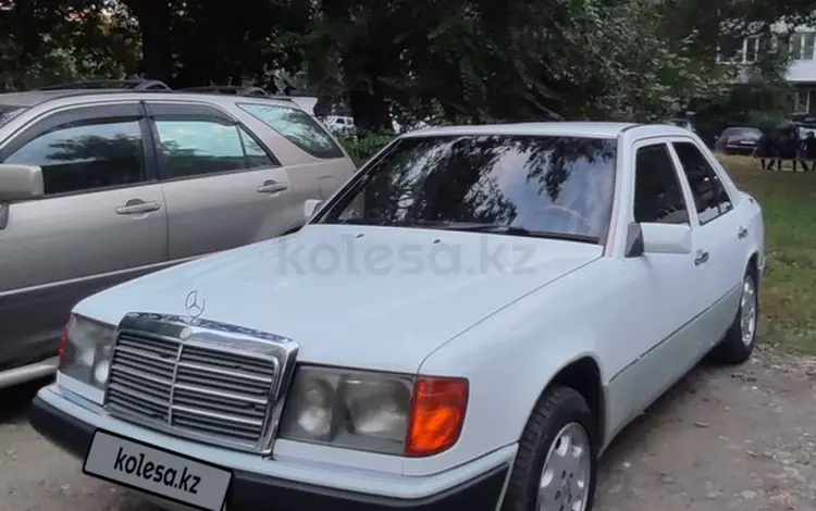 Mercedes-Benz E 230 1991 годаfor2 800 000 тг. в Усть-Каменогорск