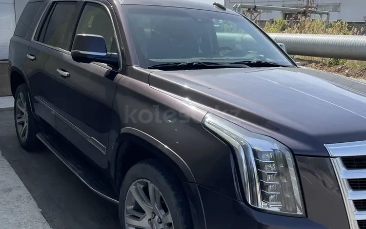 Cadillac Escalade 2015 года за 21 000 000 тг. в Астана