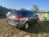 Toyota Sienna 2013 года за 11 000 000 тг. в Актобе – фото 2