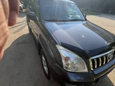 Toyota Land Cruiser Prado 2005 года за 11 000 000 тг. в Актобе – фото 11