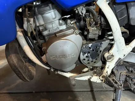 Suzuki  TS 200R 1998 года за 950 000 тг. в Астана – фото 2