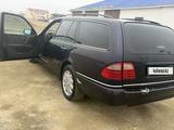 Mercedes-Benz E 230 1997 годаүшін2 700 000 тг. в Актау – фото 2