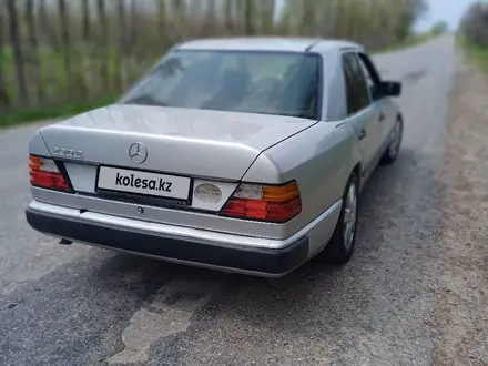 Mercedes-Benz E 230 1988 года за 1 050 000 тг. в Шымкент – фото 6