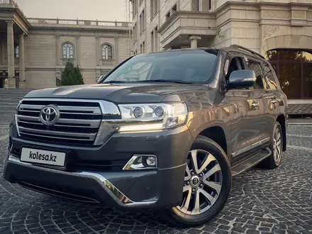 Toyota Land Cruiser 2016 года за 31 000 000 тг. в Алматы – фото 12