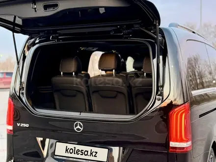 Mercedes-Benz V 250 2023 года за 55 000 000 тг. в Астана – фото 21