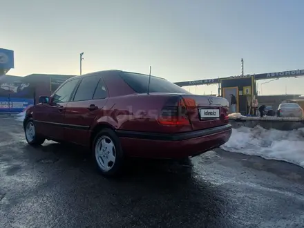 Mercedes-Benz C 180 1995 года за 1 490 000 тг. в Алматы – фото 5