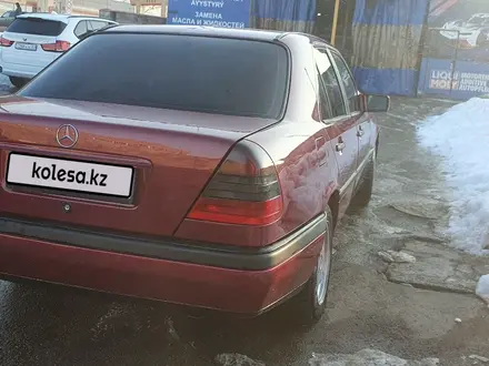 Mercedes-Benz C 180 1995 года за 1 490 000 тг. в Алматы – фото 6