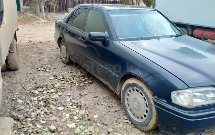 Mercedes-Benz C 200 1996 годаfor1 600 000 тг. в Актобе