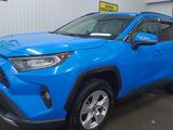Toyota RAV4 2021 года за 13 000 000 тг. в Костанай – фото 2