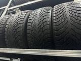 Комплект разношироких шин 255/45/20 и 275/45/20 за 140 000 тг. в Алматы