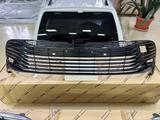 Решетка бампера (оригинал) на Toyota Camry 70 за 135 000 тг. в Уральск – фото 3