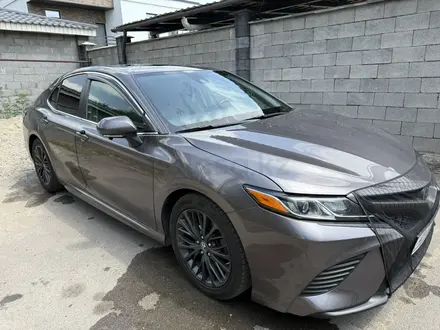 Toyota Camry 2019 года за 11 500 000 тг. в Алматы