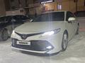 Toyota Camry 2019 годаүшін16 000 000 тг. в Семей – фото 2