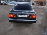 Mercedes-Benz E 230 1998 годаүшін3 300 000 тг. в Актобе – фото 4