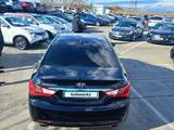 Hyundai Sonata 2012 года за 4 800 000 тг. в Уральск – фото 4