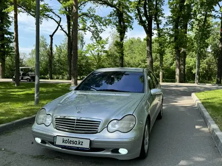 Mercedes-Benz C 200 2003 годаүшін5 700 000 тг. в Алматы – фото 15