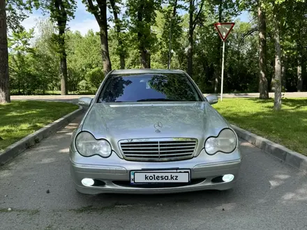 Mercedes-Benz C 200 2003 годаүшін5 700 000 тг. в Алматы – фото 17