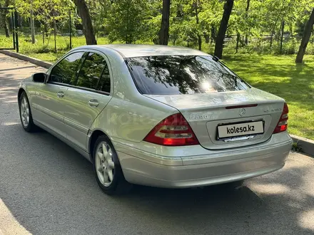 Mercedes-Benz C 200 2003 годаүшін5 700 000 тг. в Алматы – фото 8