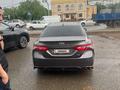 Toyota Camry 2019 года за 8 500 000 тг. в Уральск – фото 5