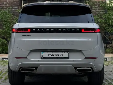 Land Rover Range Rover Sport 2023 года за 69 500 000 тг. в Алматы – фото 5