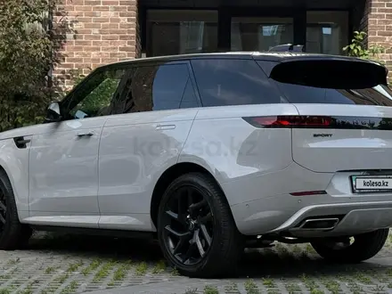 Land Rover Range Rover Sport 2023 года за 69 500 000 тг. в Алматы – фото 4