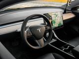 Tesla Model 3 2020 годаүшін14 900 000 тг. в Алматы – фото 3