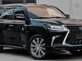 Lexus LX 570 2018 годаүшін47 000 000 тг. в Петропавловск – фото 3