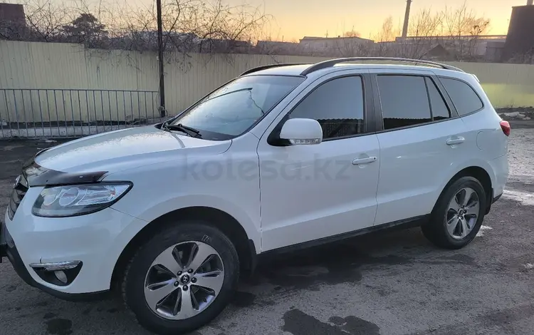 Hyundai Santa Fe 2012 годаүшін8 000 000 тг. в Караганда