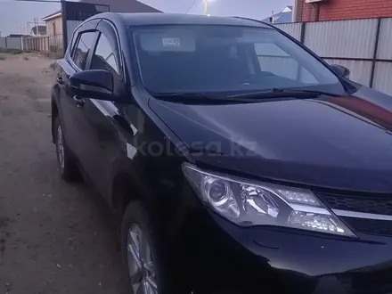 Toyota RAV4 2014 года за 9 200 000 тг. в Актобе – фото 3