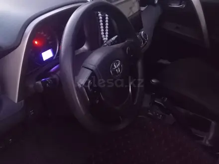 Toyota RAV4 2014 года за 9 200 000 тг. в Актобе – фото 5