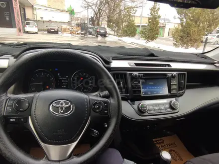 Toyota RAV4 2016 года за 10 500 000 тг. в Шымкент – фото 17
