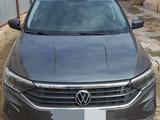 Volkswagen Polo 2022 года за 6 600 000 тг. в Атырау – фото 3