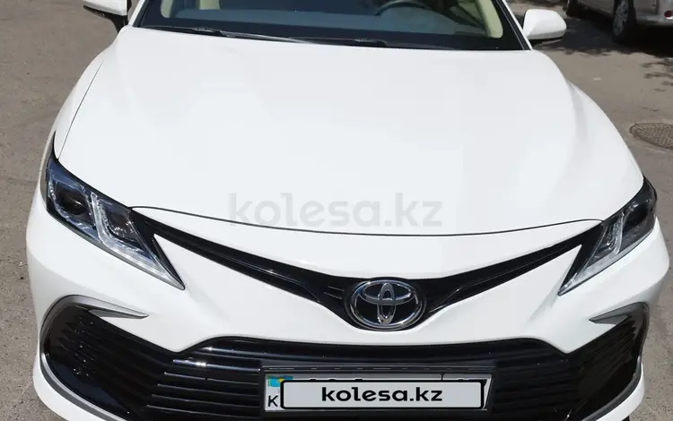 Toyota Camry 2023 годаfor16 500 000 тг. в Шымкент