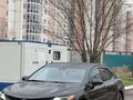 Toyota Camry 2018 года за 11 500 000 тг. в Уральск – фото 3
