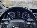 Toyota Camry 2018 года за 11 500 000 тг. в Уральск – фото 8