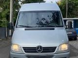 Mercedes-Benz Sprinter 2002 годаfor6 000 000 тг. в Караганда – фото 2