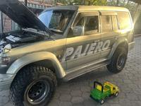 Mitsubishi Pajero 1994 годаfor2 000 000 тг. в Алматы