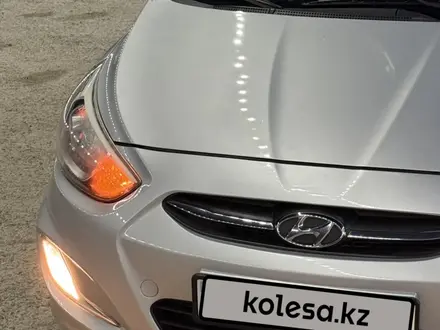Hyundai Accent 2014 года за 3 800 000 тг. в Актау – фото 3