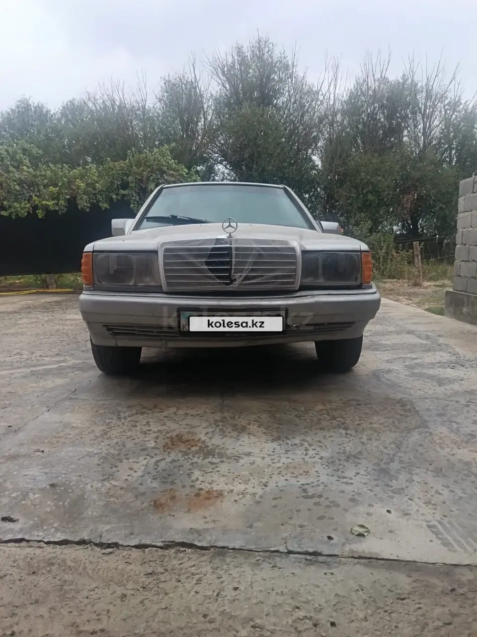 Mercedes-Benz 190, 1992