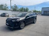 Toyota RAV4 2021 года за 19 500 000 тг. в Уральск