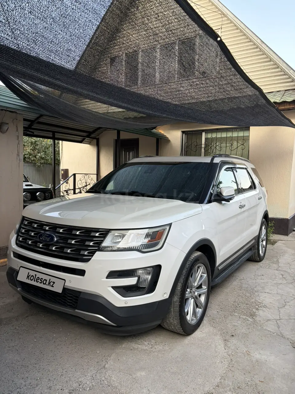 Ford Explorer, 2015