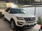 Ford Explorer 2015 года за 11 300 000 тг. в Алматы – фото 2