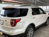 Ford Explorer 2015 года за 11 300 000 тг. в Алматы – фото 3