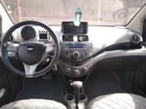 Chevrolet Spark 2011 года за 3 700 000 тг. в Караганда – фото 5