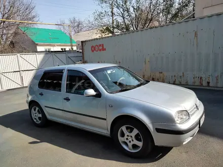 Volkswagen Golf 2001 года за 2 400 000 тг. в Алматы – фото 2